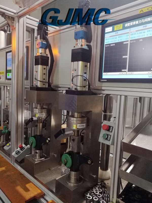 調整臂彈簧力與間隙測試專機